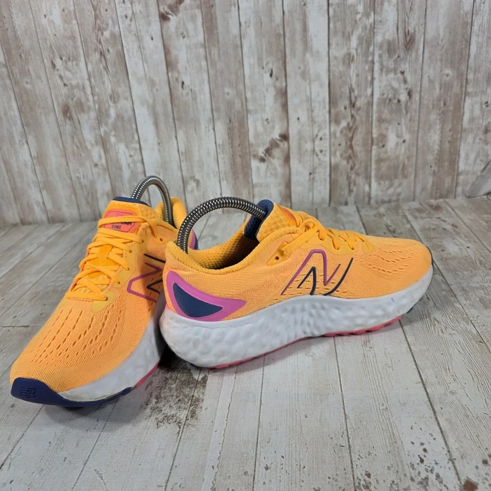 New Balance Fresh Foam Evoz v2 Womens Orange Pink Running Shoes WEVOZLO2 Size 7